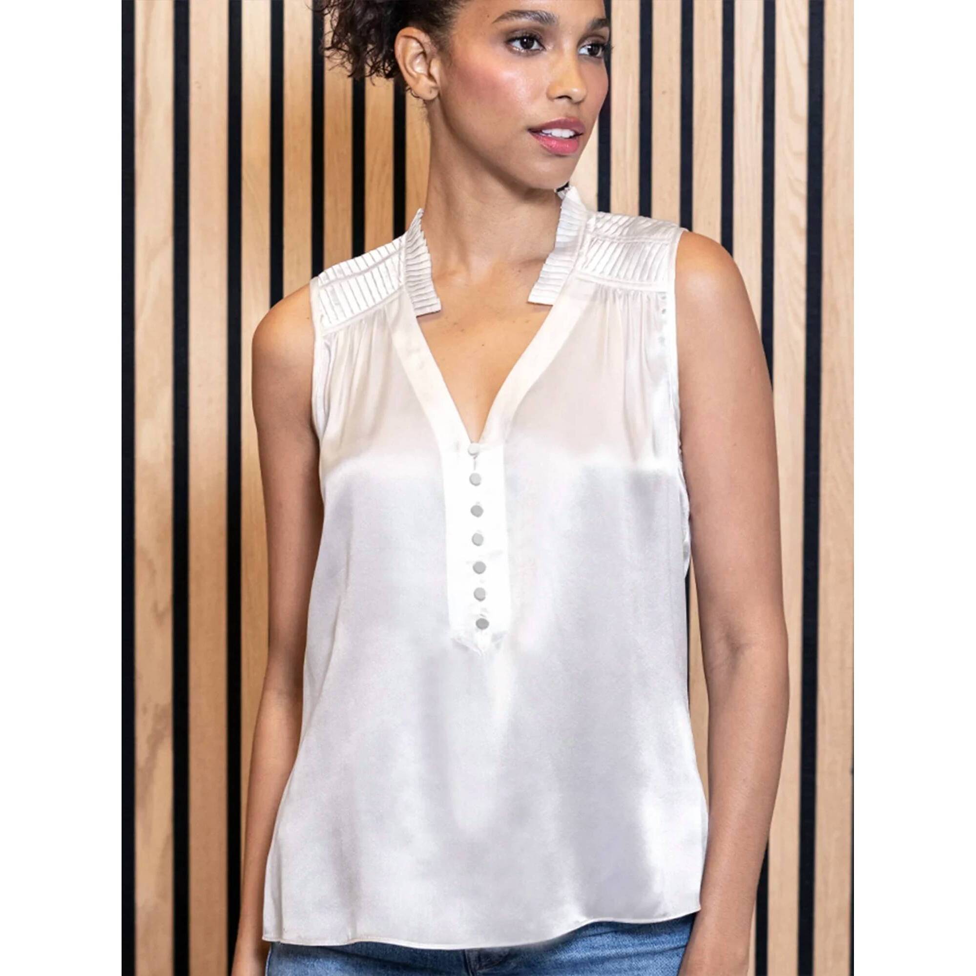 New Gabrielle Into The Fold Shell Top In White